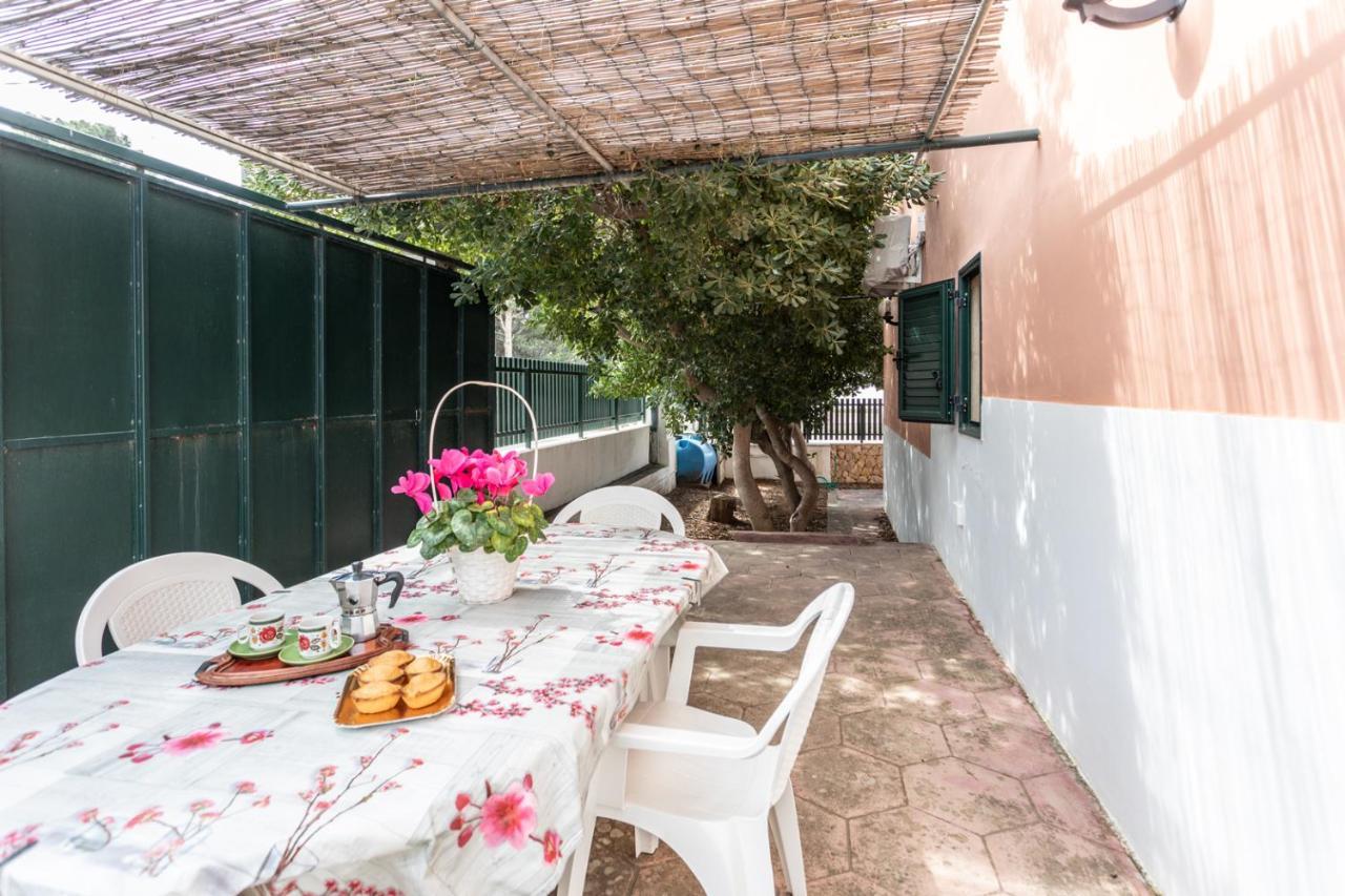 Villetta Bianca Sulla Spiaggia - Apulia Home กัลลีโปลี ภายนอก รูปภาพ
