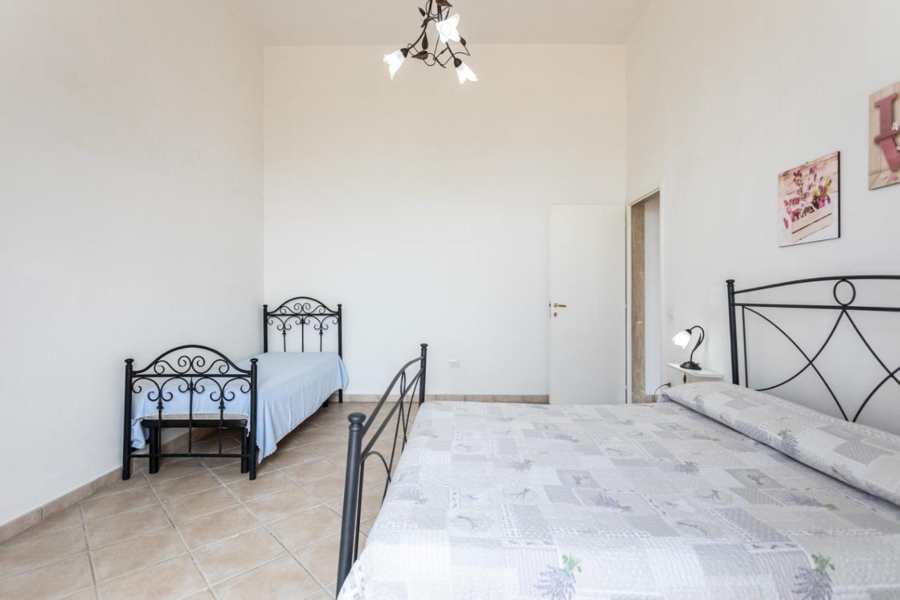 Villetta Bianca Sulla Spiaggia - Apulia Home กัลลีโปลี ภายนอก รูปภาพ